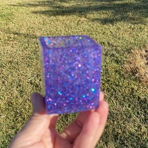 Handmade resin container.Perfect for pens, brushes